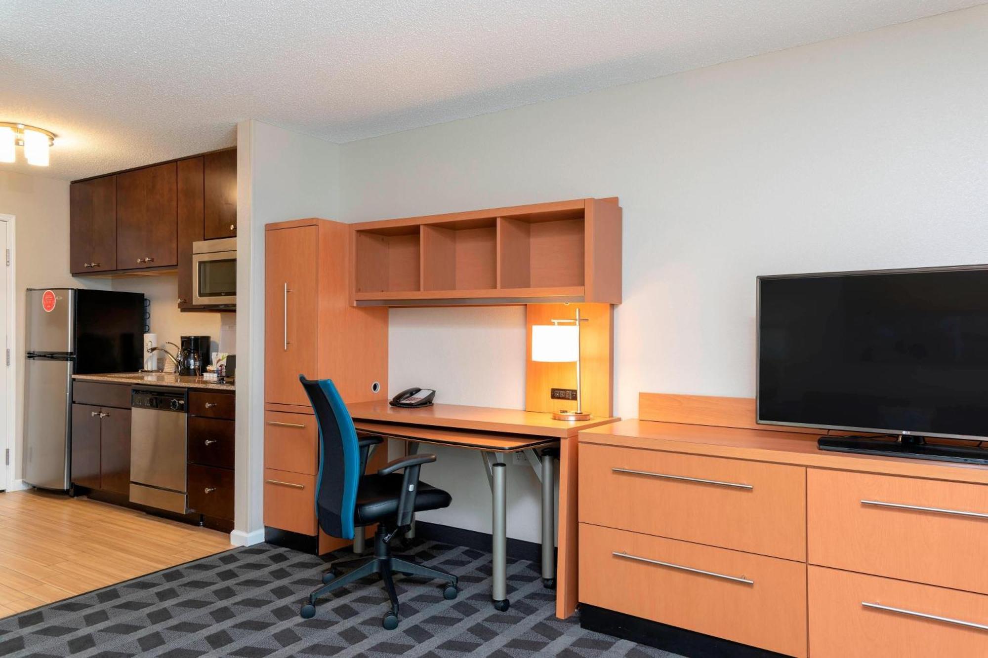 Towneplace Suites Fort Wayne North Exteriör bild