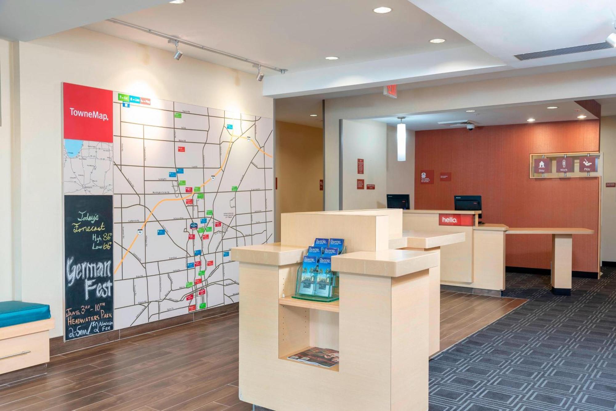Towneplace Suites Fort Wayne North Exteriör bild