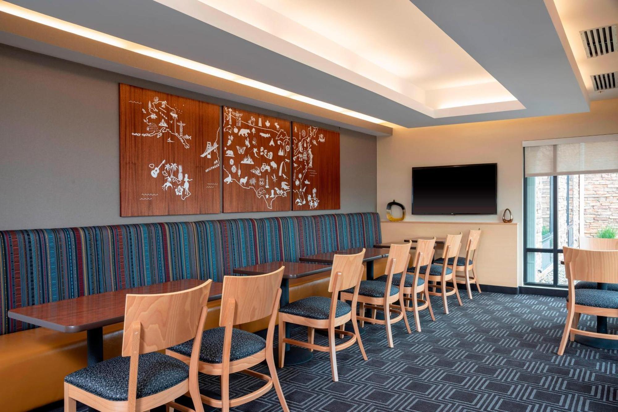Towneplace Suites Fort Wayne North Exteriör bild