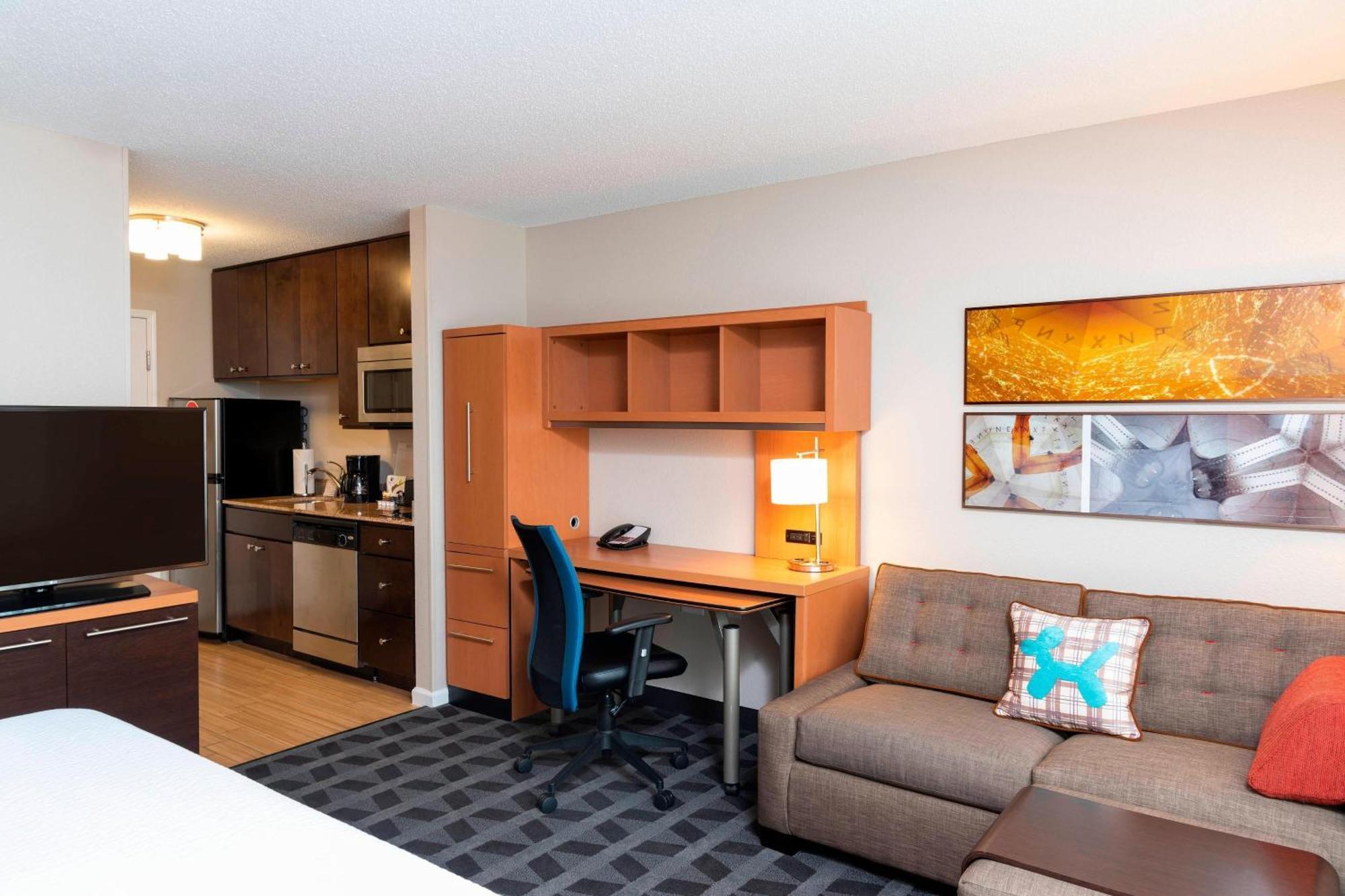 Towneplace Suites Fort Wayne North Exteriör bild