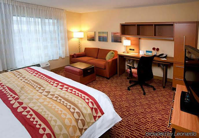 Towneplace Suites Fort Wayne North Exteriör bild
