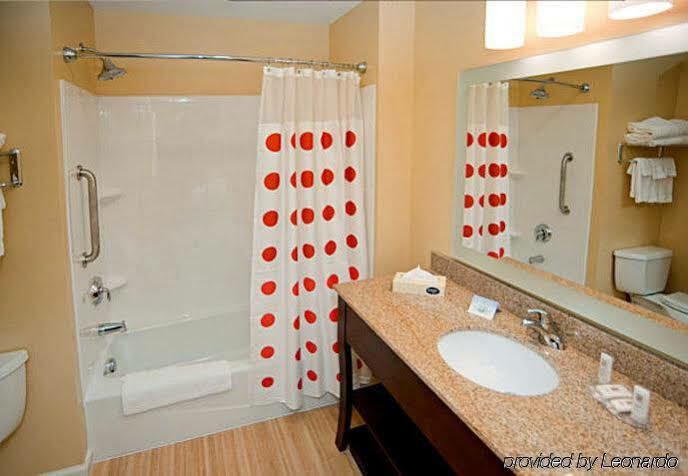 Towneplace Suites Fort Wayne North Exteriör bild